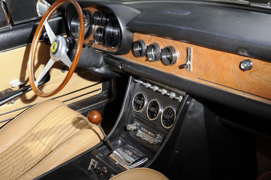  Ferrari 330 GTC 1966 года  (фото 43 из 101)